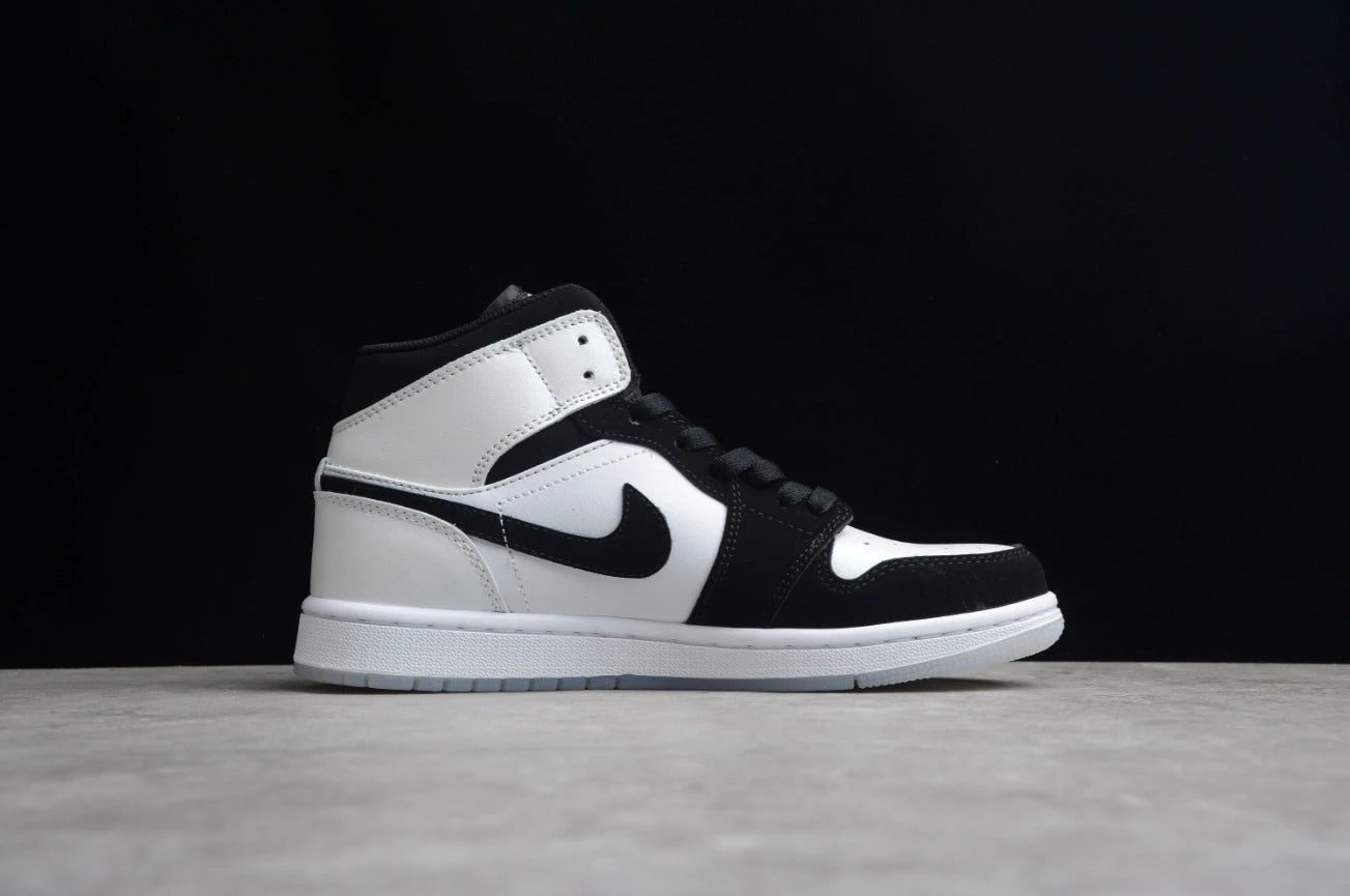 Air Jordan 1 Mid Diamond Shorts by Air Jordan