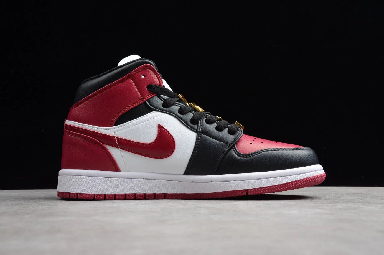 Air Jordan 1 Mid SE 'Gold Pendants' by Air Jordan