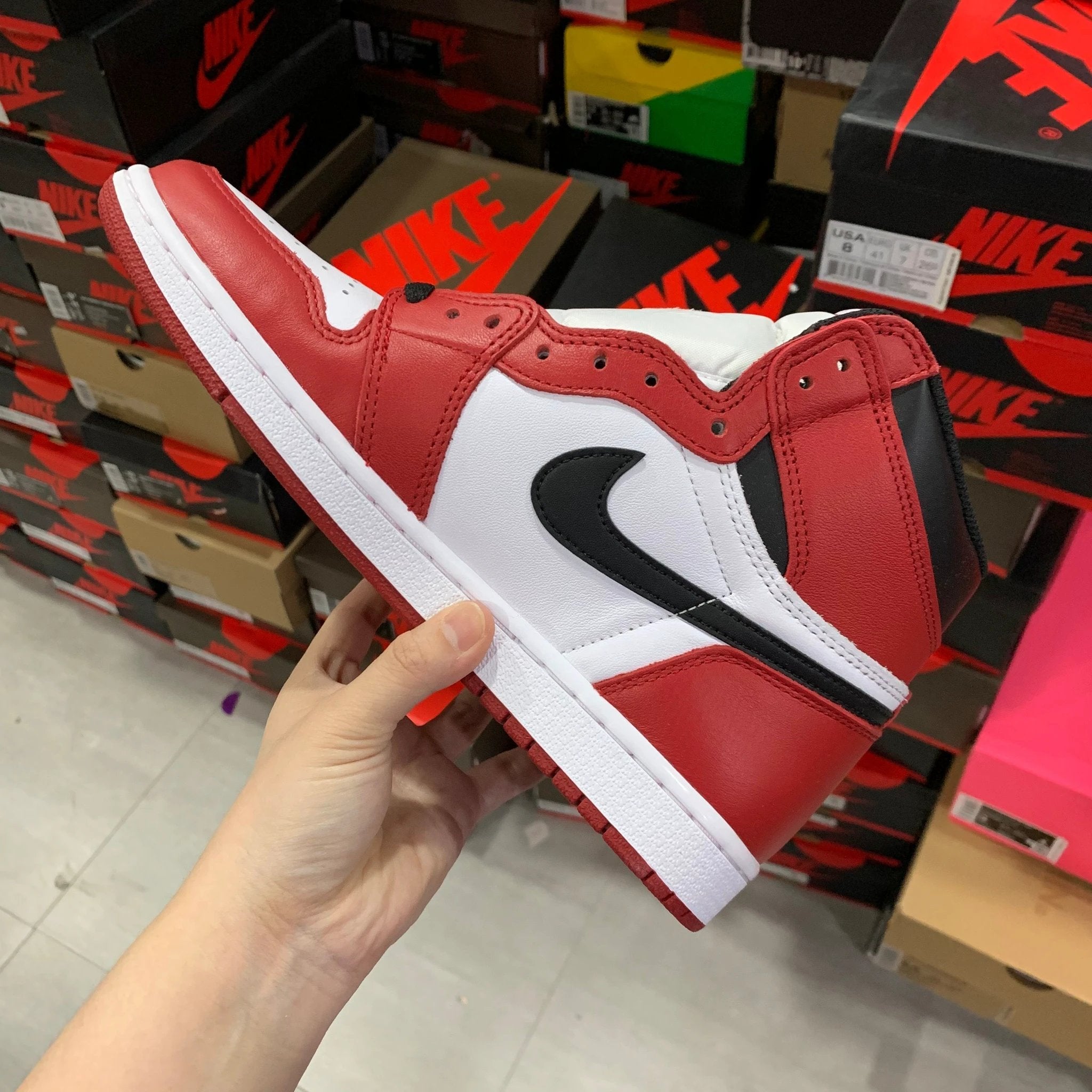 Air Jordan 1 OG Chicago Red White by Air Jordan