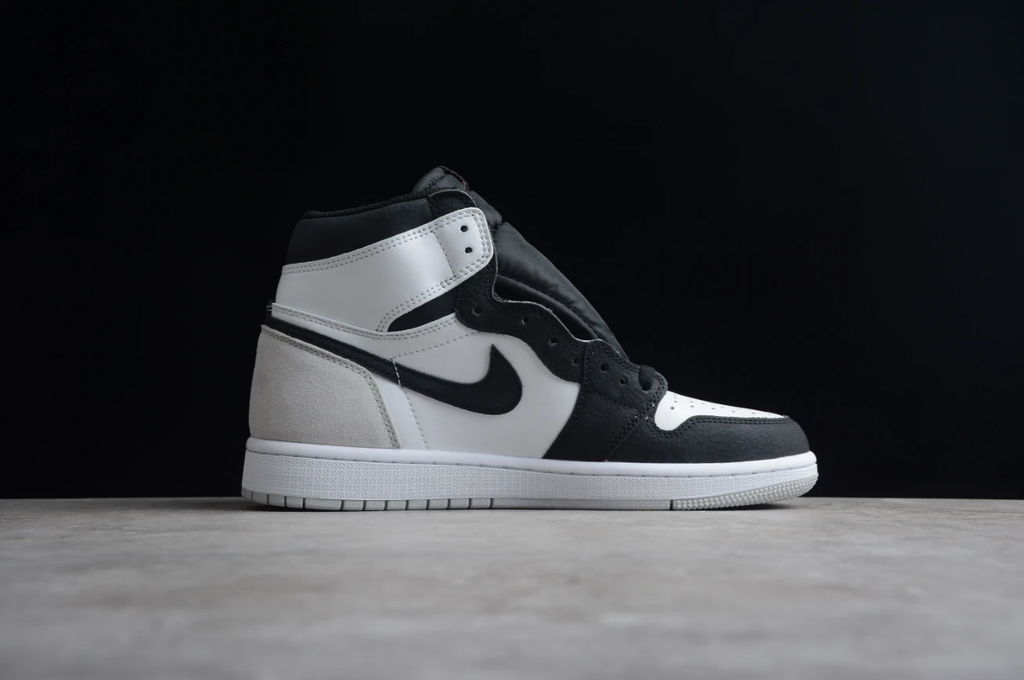 Air Jordan 1 Retro High OG Stage Haze by Air Jordan