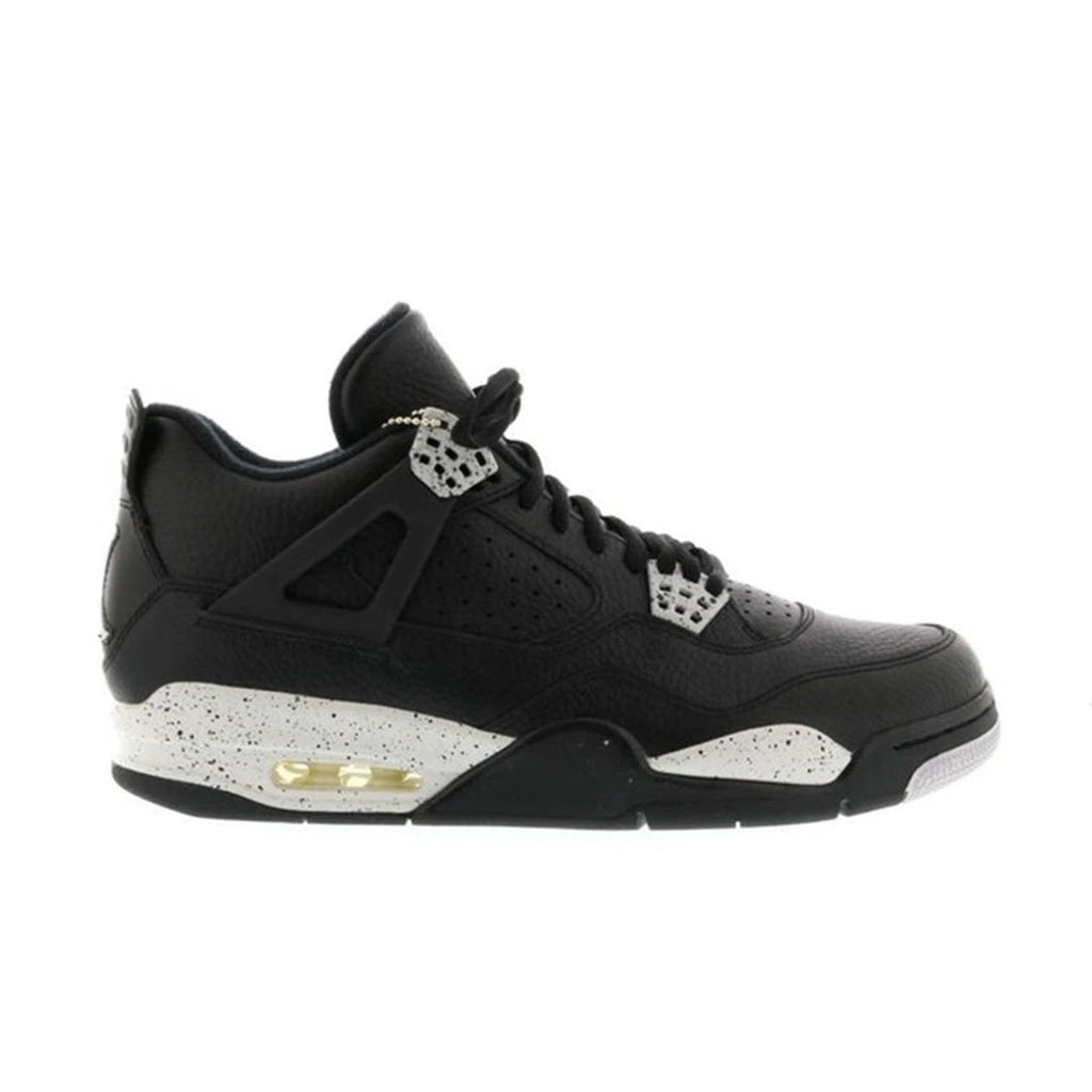 Air Jordan 4 Retro Oreo (2015) by Air Jordan
