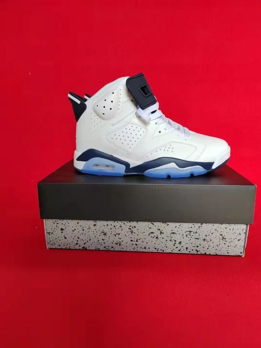 Air Jordan 6 Midnight Navy 2022 by Air Jordan