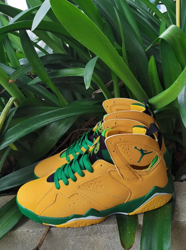 Air Jordan 7 Retro 'Oregon Ducks' Yellow Green by Air Jordan