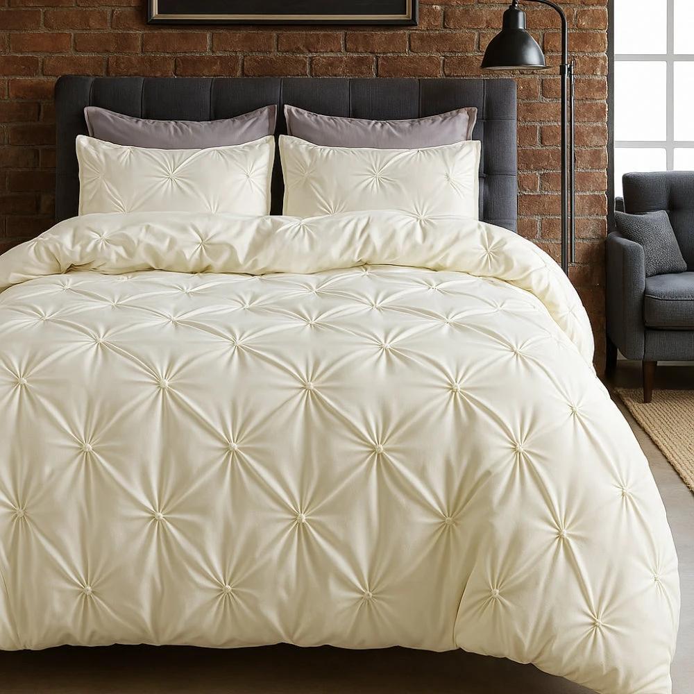 Amore Luxury Pinch Pleat Duvet Cover Set by Casa & Beyond