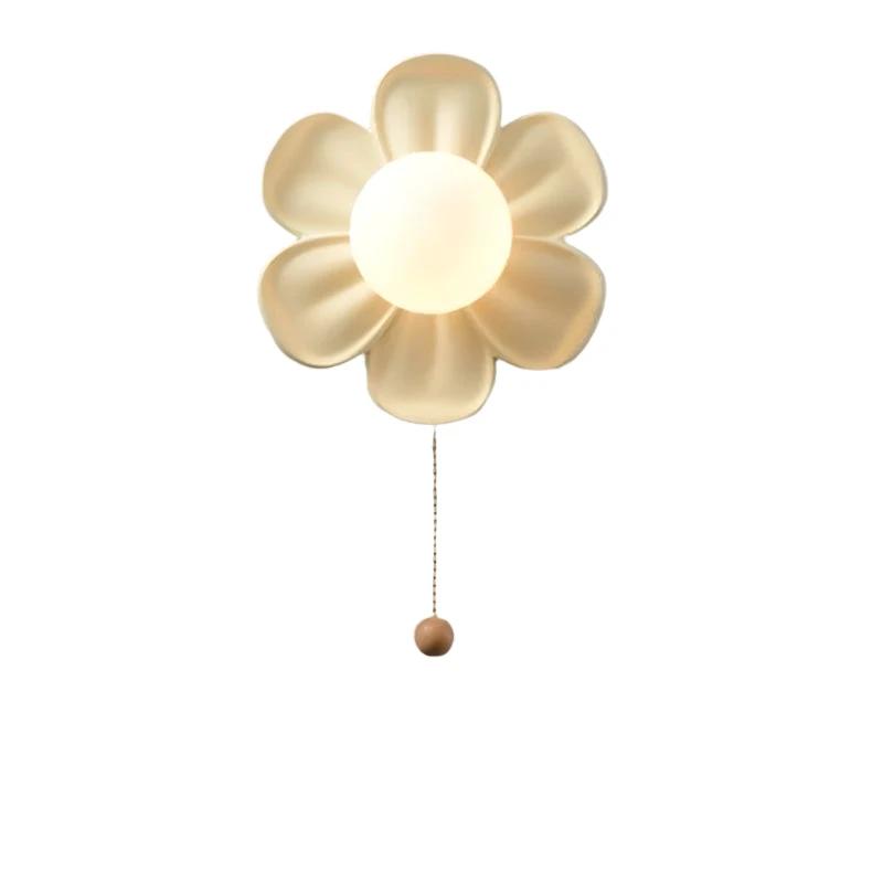 Modern Flower Decoration Bowlift by Bowlift