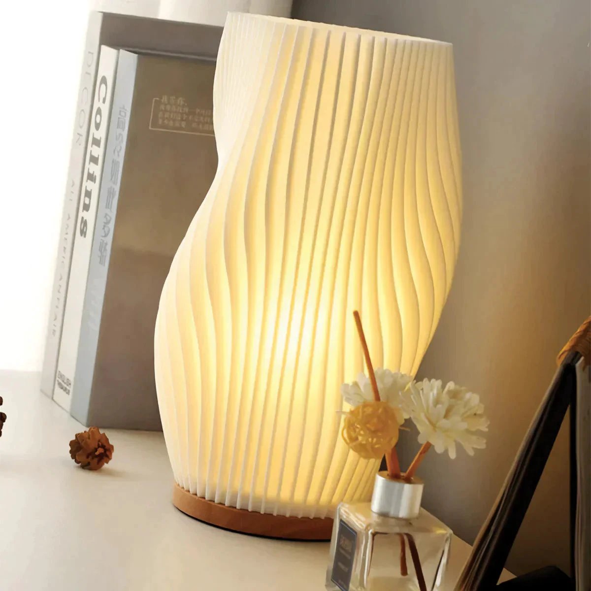 WaveGlow Dual Shade USB Table Lamp Bowlift by Bowlift