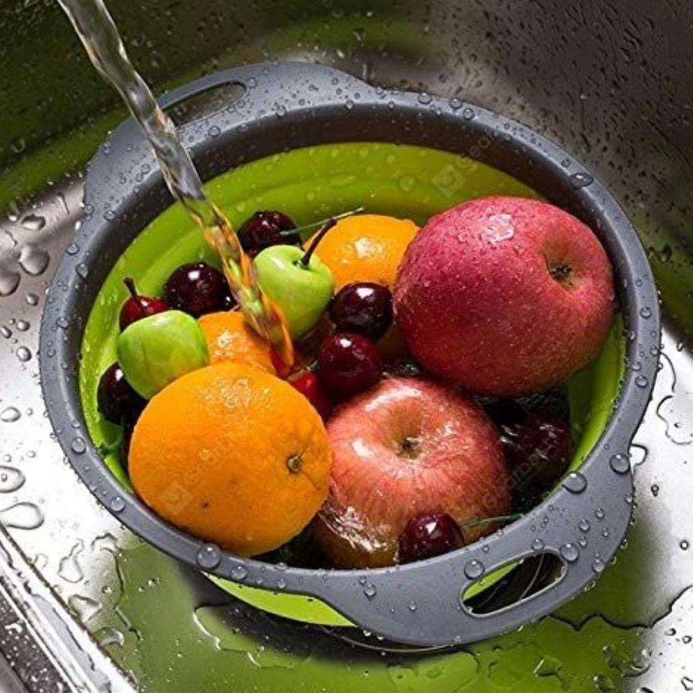 Collapsible Silicone Strainer Basket by Casa & Beyond