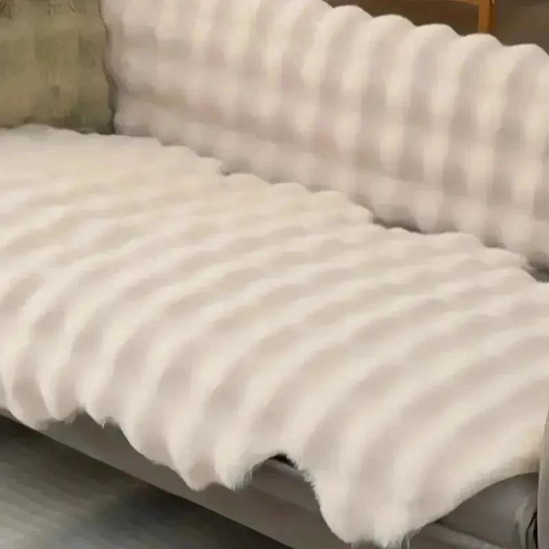 Ultra-soft plush blanket with non-slip back Bowlift by Bowlift