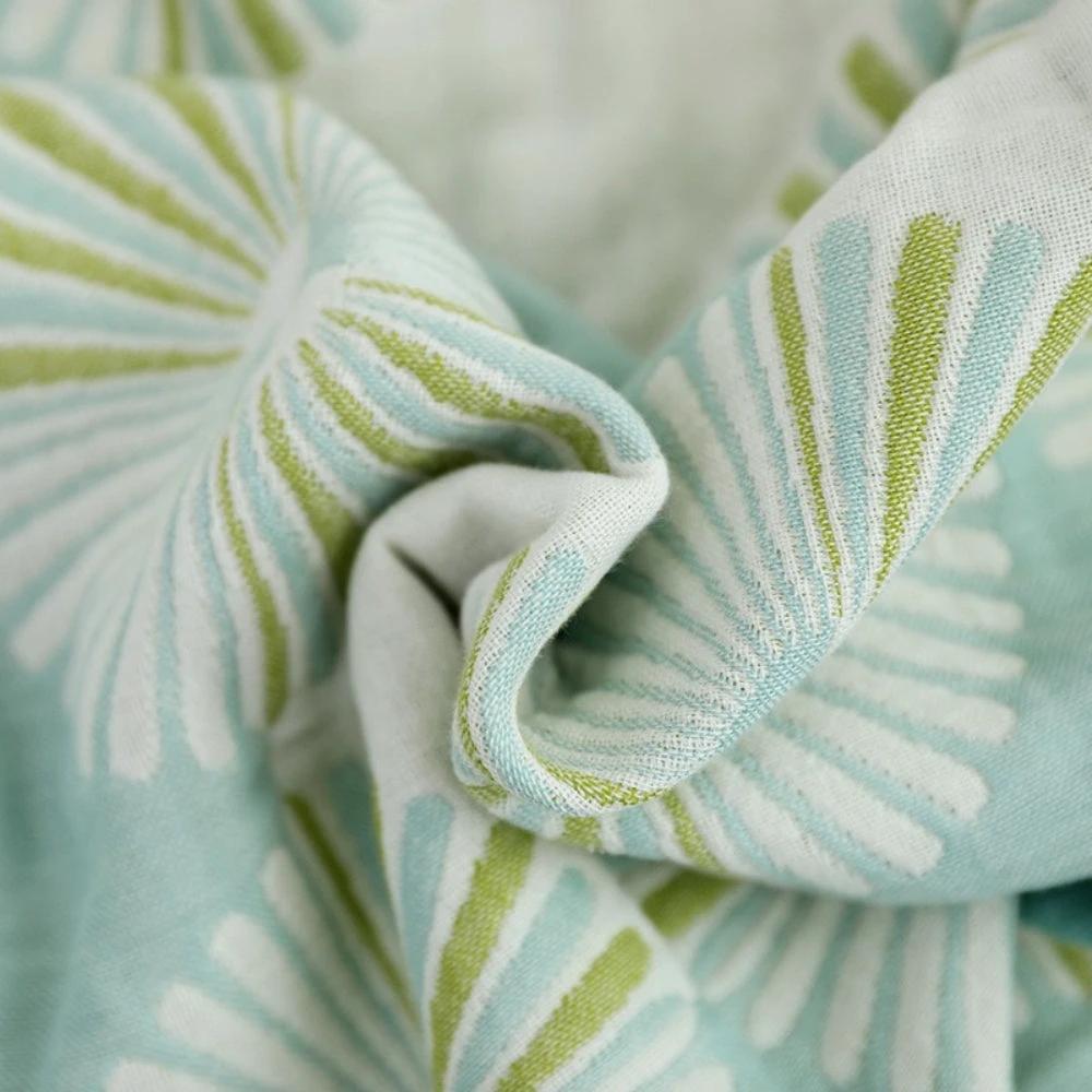 Dahlia Blossom Cotton Bath Towel by Casa & Beyond