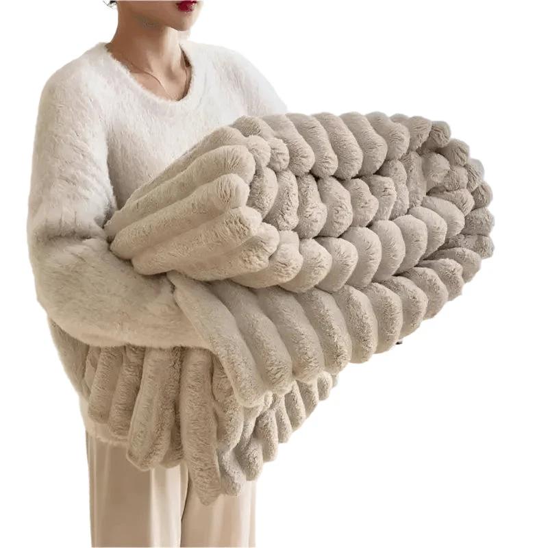 NordiNest Plush Blanket Bowlift by Bowlift