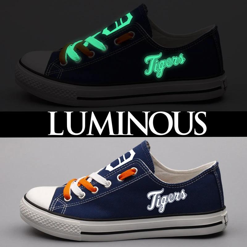 Detriot Tigers Limited Print Low Top Canvas Shoes Sport Sneakers For Men Women Fans by Crocs
