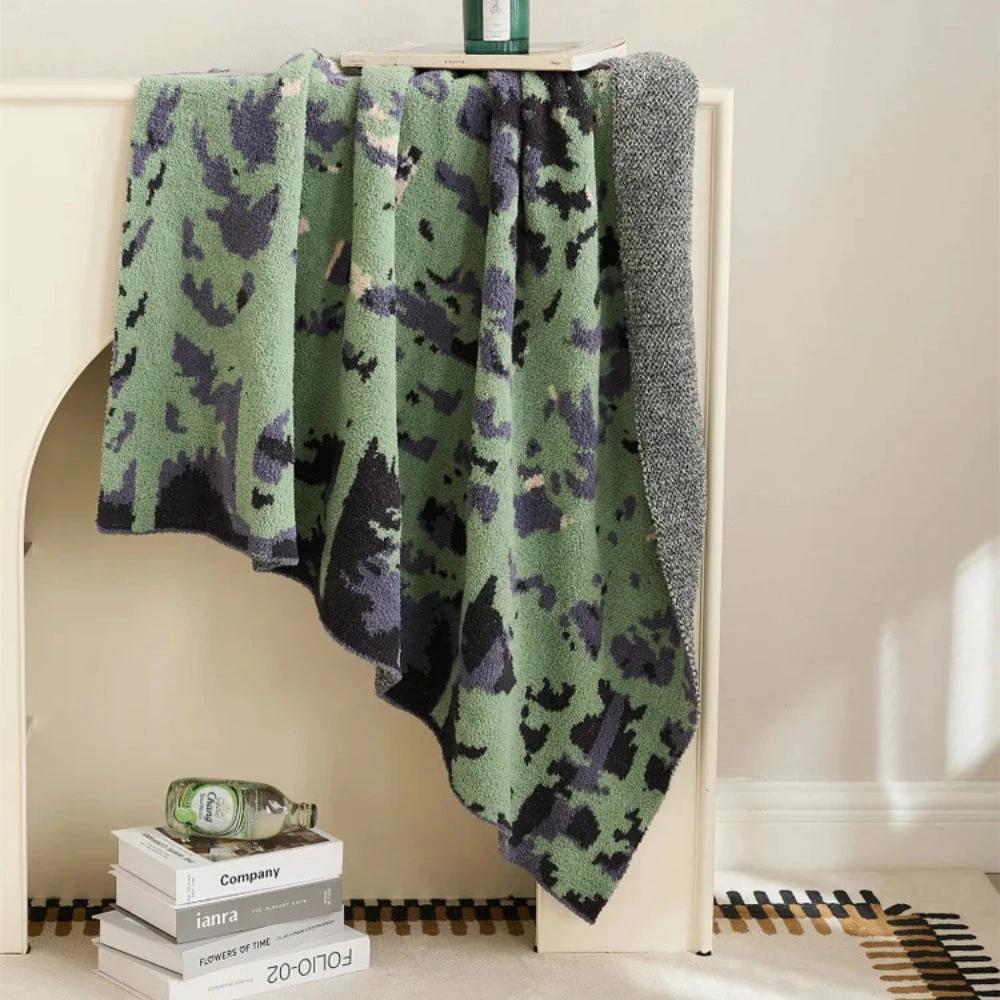 Emeraude Forest Soft Knitted Throw Blanket by Casa & Beyond