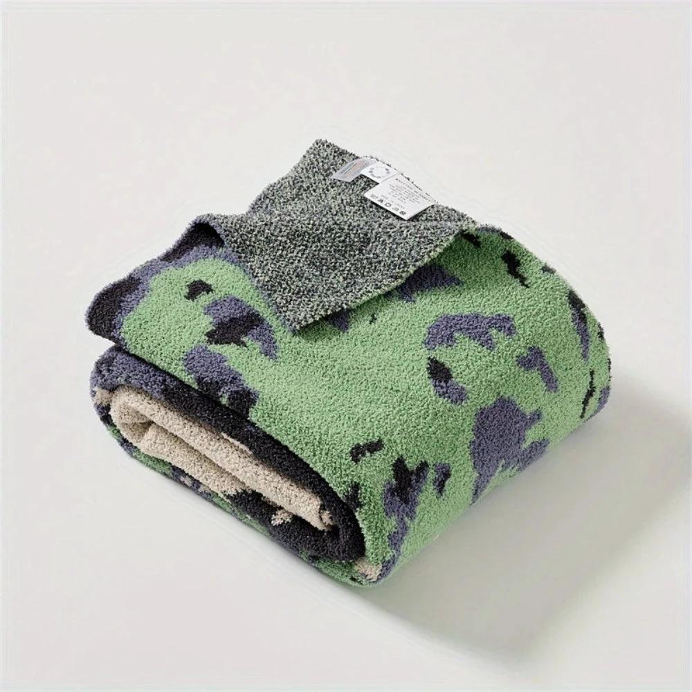 Emeraude Forest Soft Knitted Throw Blanket by Casa & Beyond