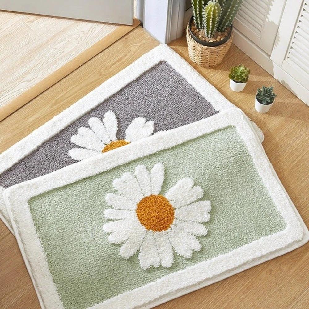 Fleur Plush Floral Bath Mat by Casa & Beyond