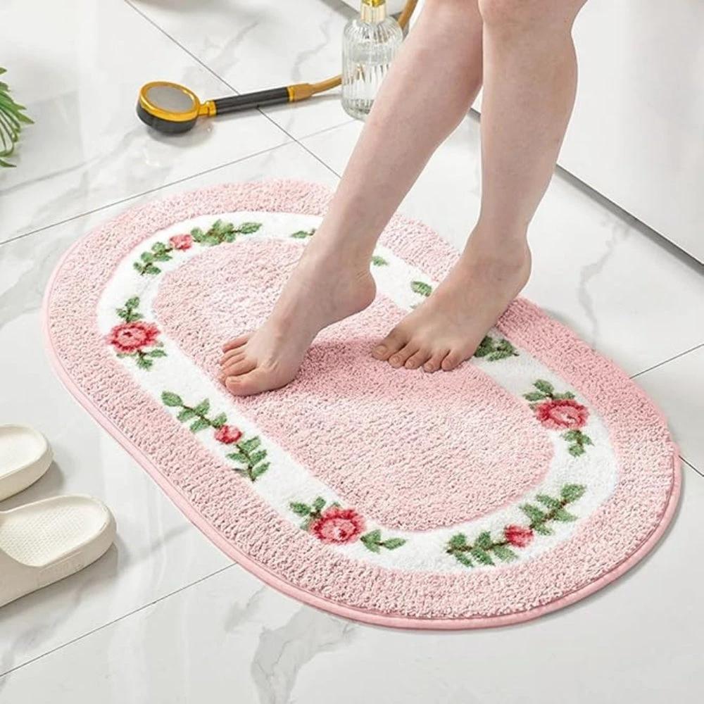 Floral Oval Plush Bath Mat by Casa & Beyond.