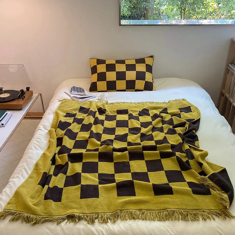 Checkered Single Layer Blanket by Bowlift