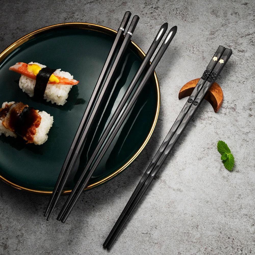 DineLux – Luxurious Chopstick Set with Refined Designs (5 Pairs) by BowLift