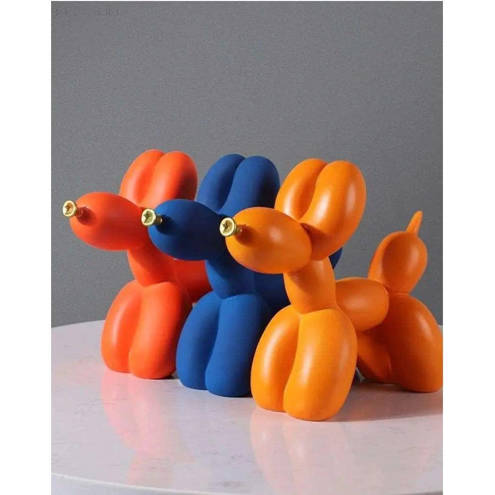 BallonFreude - Playful Dog Figure Bowlift by Bowlift
