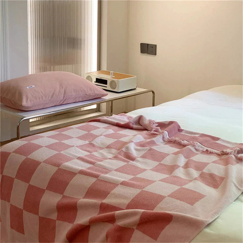 Checkered Single Layer Blanket by Bowlift
