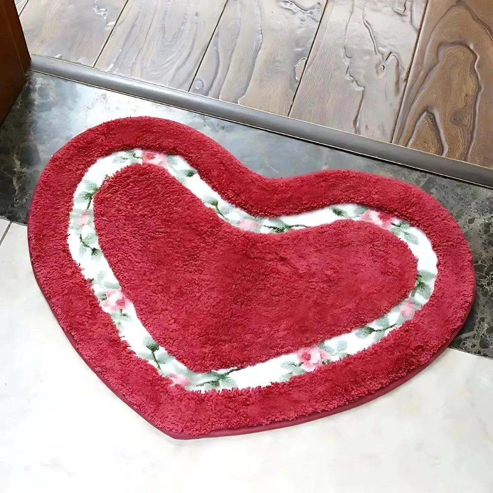 Heart Floral Tufted Bath Mat by Casa & Beyond