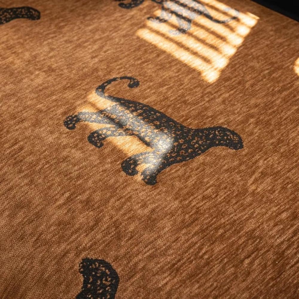 Lion Wavy Non-Slip Sofa Cover by Casa & Beyond