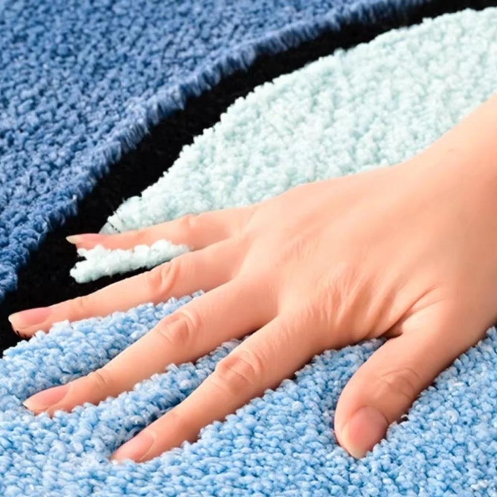 Luxury Absorbent Non-Slip Plush Bathroom Mat by Casa & Beyond