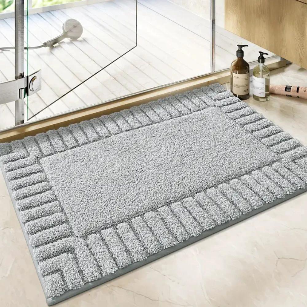 Minimalist Stripe Bath Rug Mat by Casa & Beyond