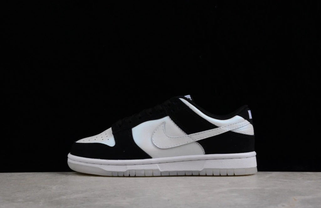 NK Dunk Low-Top Black White by Air Jordan