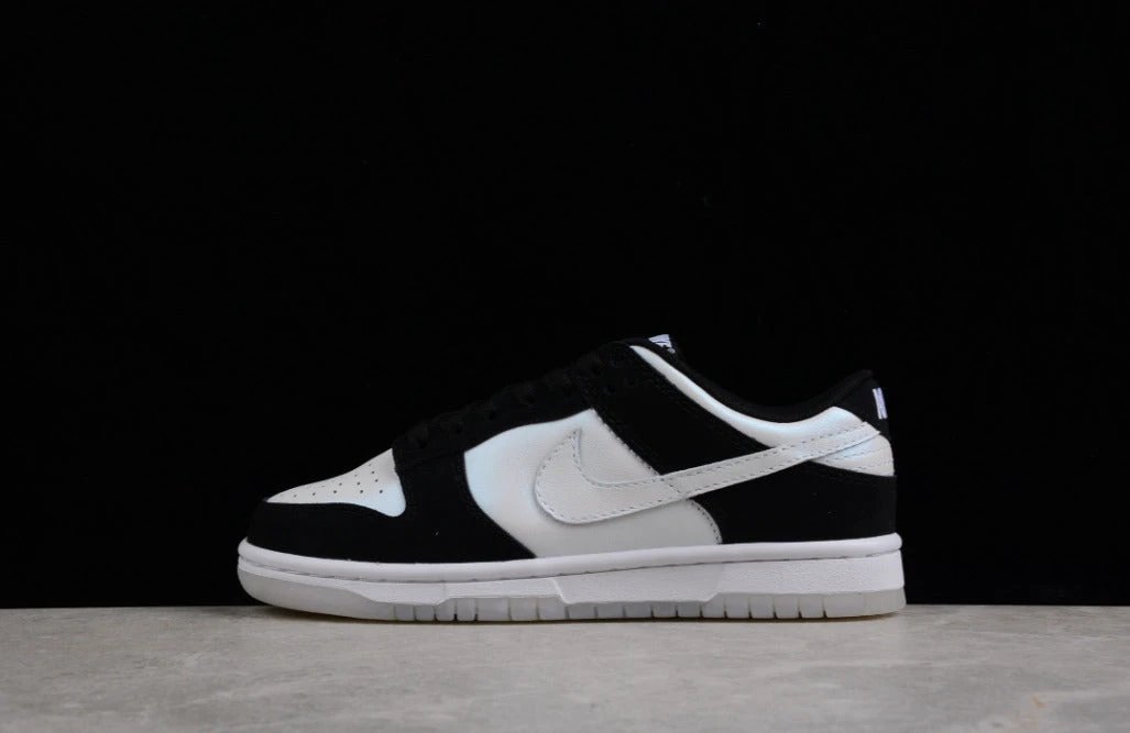 NK Dunk Low-Top Black White by Air Jordan