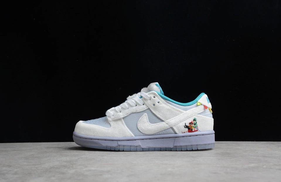 NK Dunk Low 'Ice' by Air Jordan