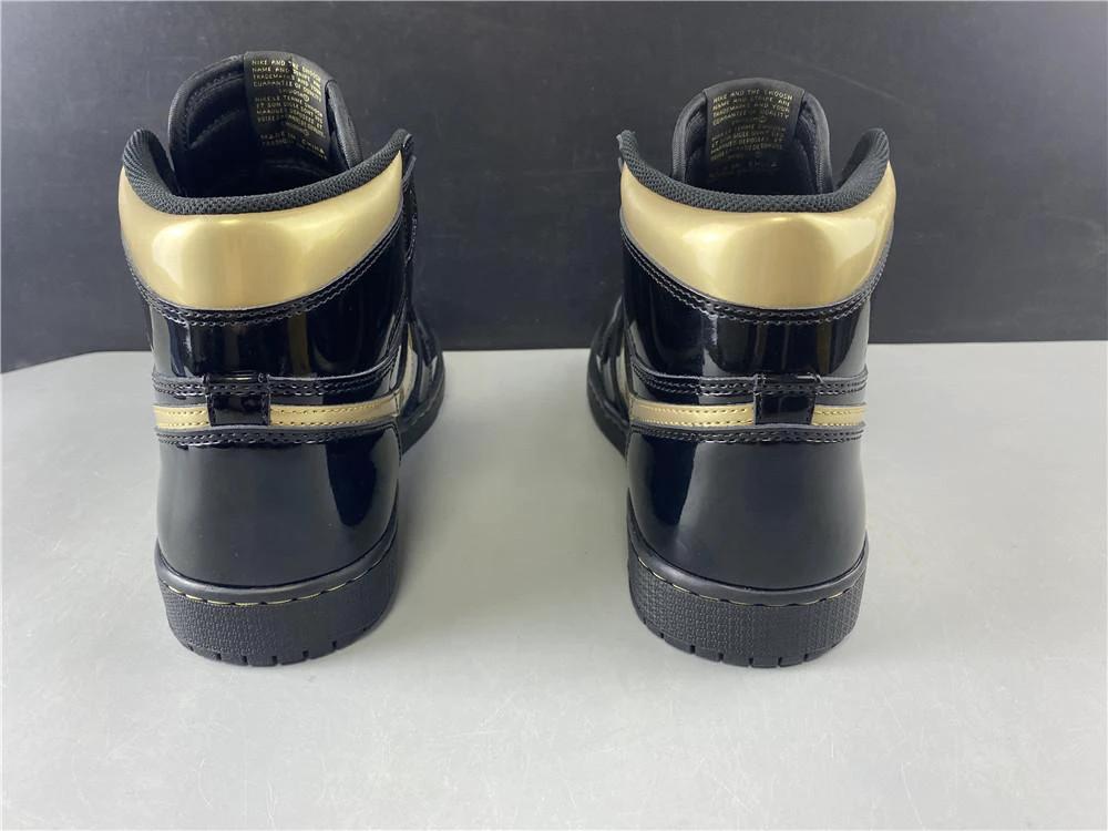 Air Jordan 1 Retro High Black Metallic Gold (2020) by Air Jordan