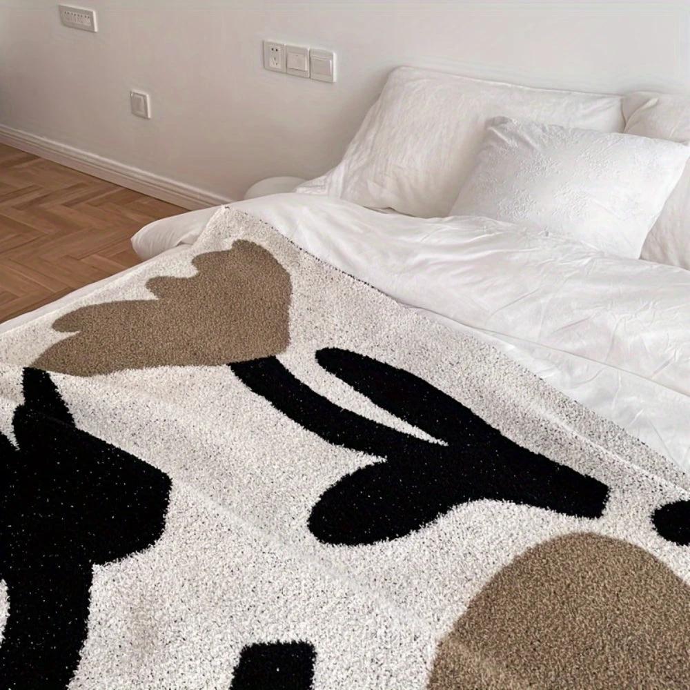 Onyx Cozy All-Season Travel Bed Blanket by Casa & Beyond