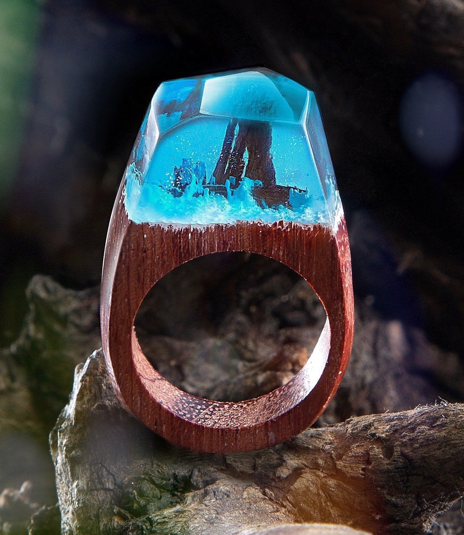 Siberia - Custom Wood Resin Rings by Bowlift