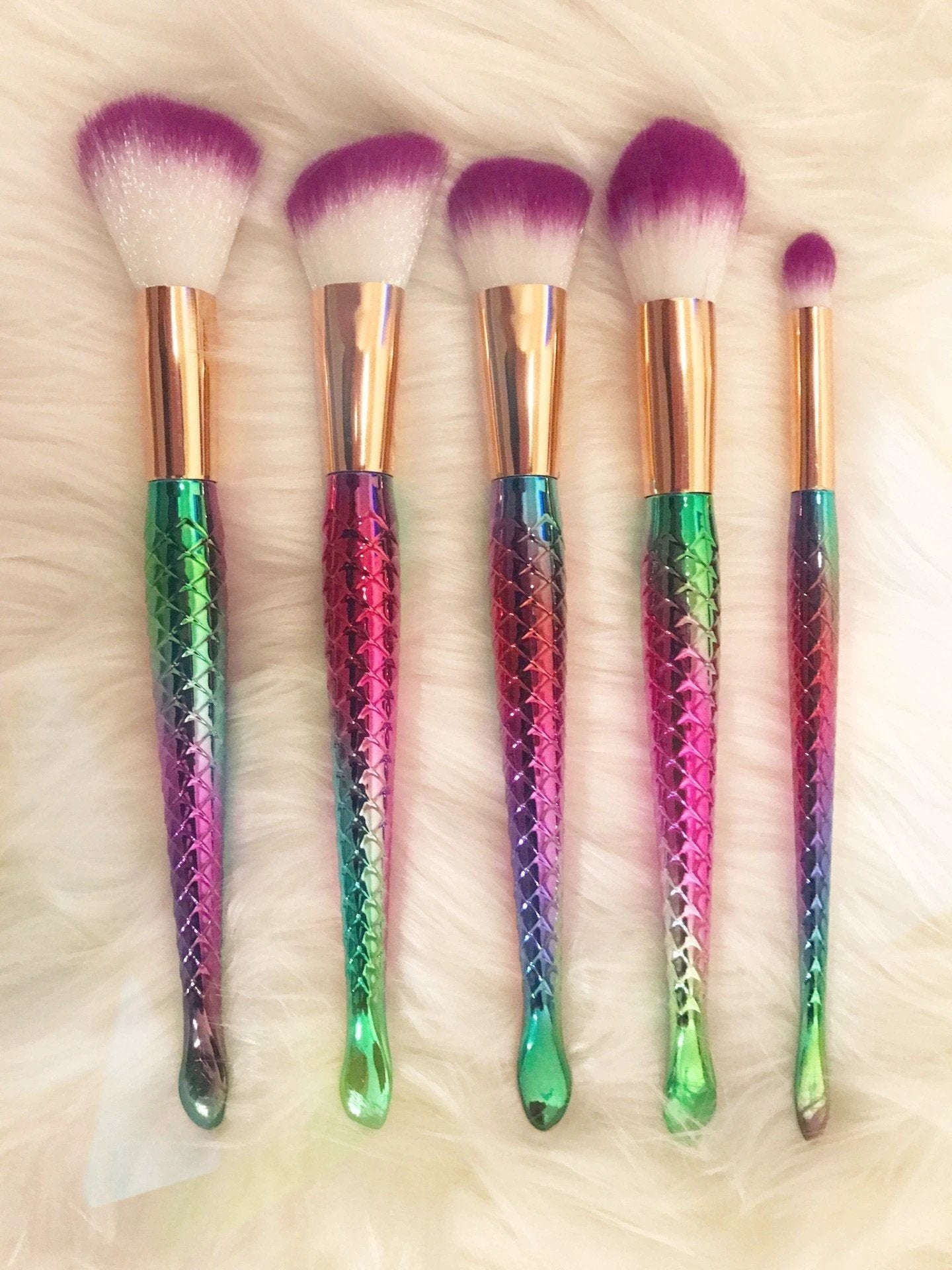 MerTail - Mermaid Makeup Brushes by Bowlift