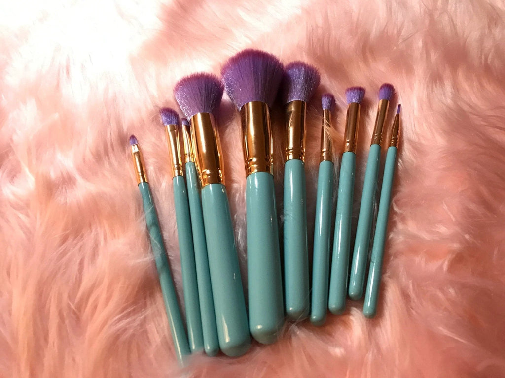 Mermaid Makeup Brushes - 10 Piece Set by Bowlift