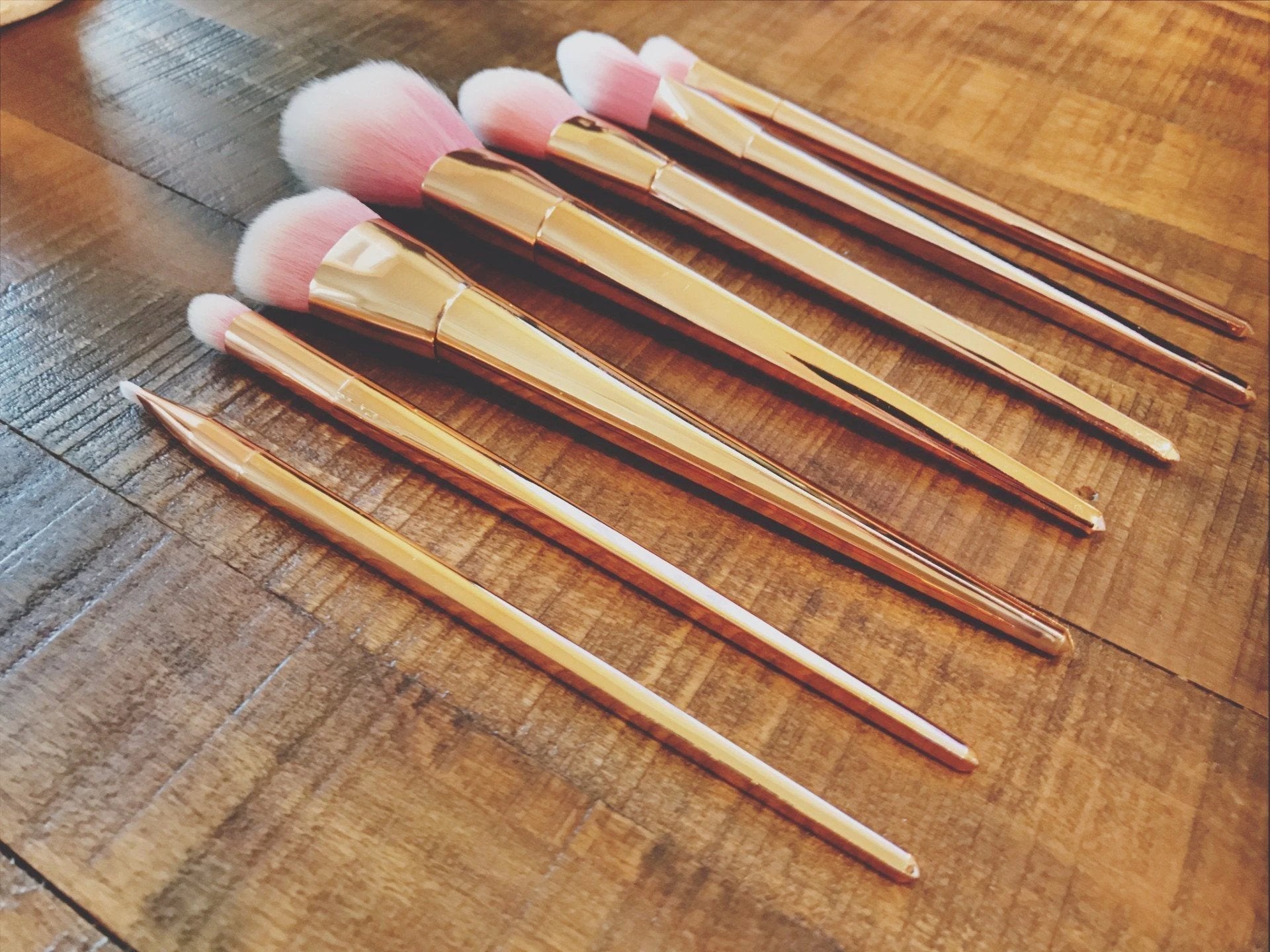 Rose Gold Contour Makeup Brushes - 7 Piece Set by Bowlift