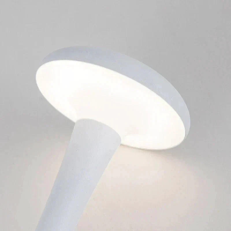 Rechargeable wireless table lamp Bowlift by Bowlift