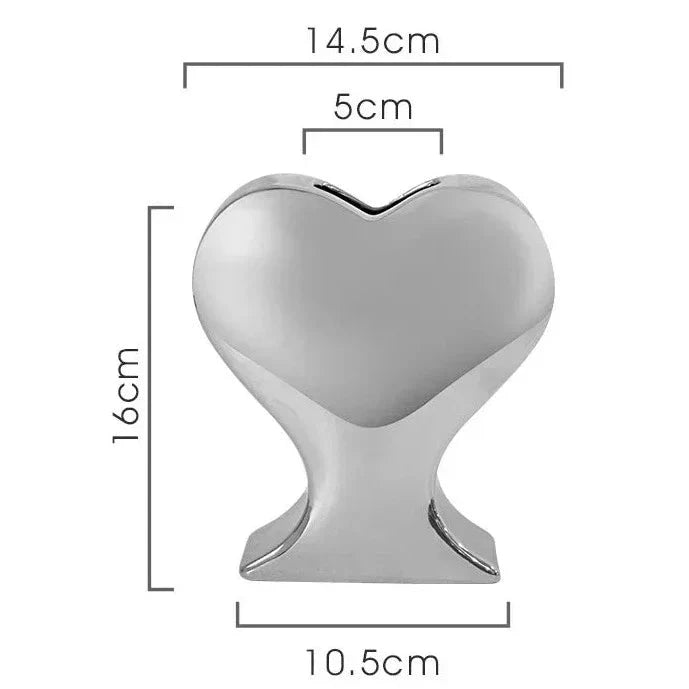 Heart Vase by Bowlift