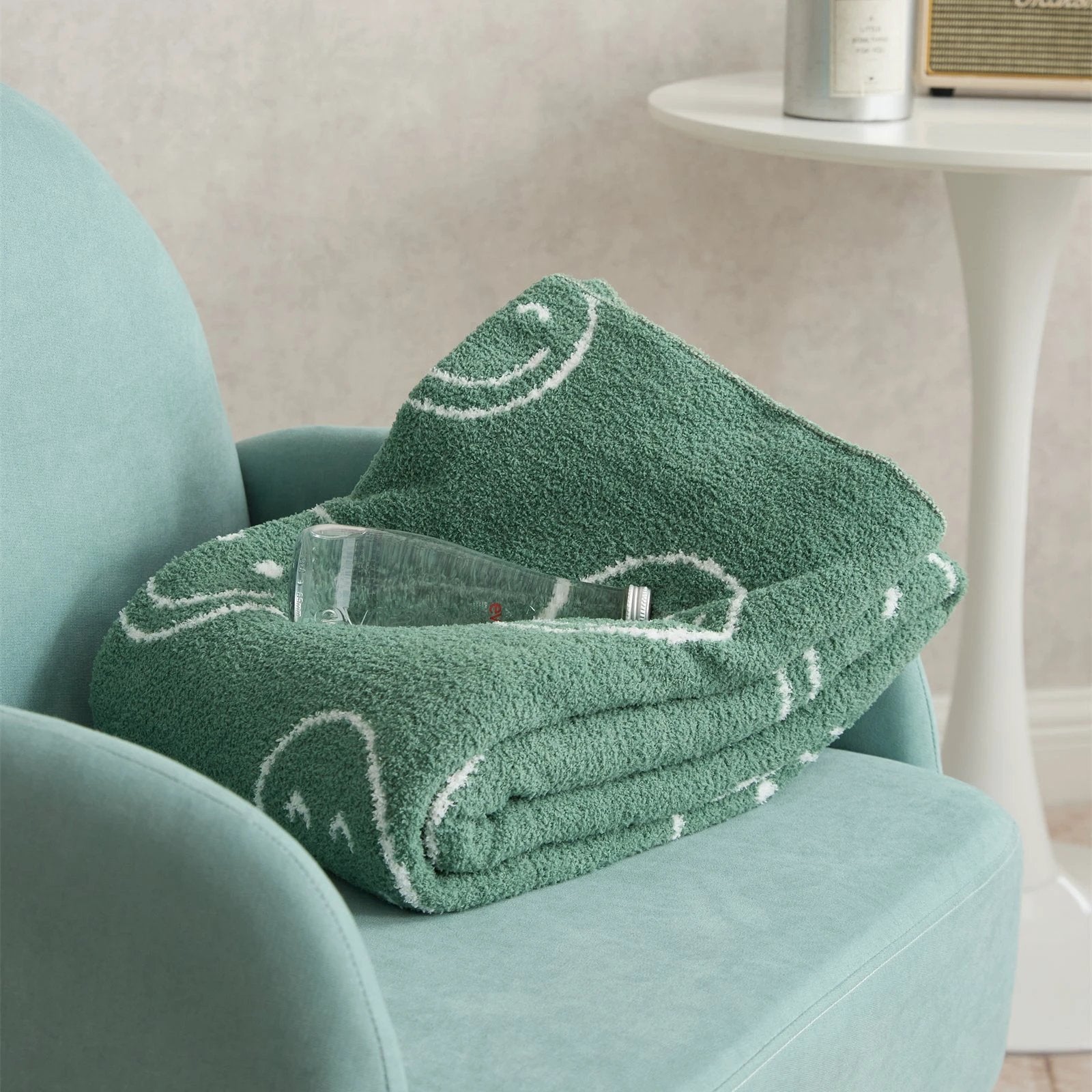 Smiley Blanket by Bowlift