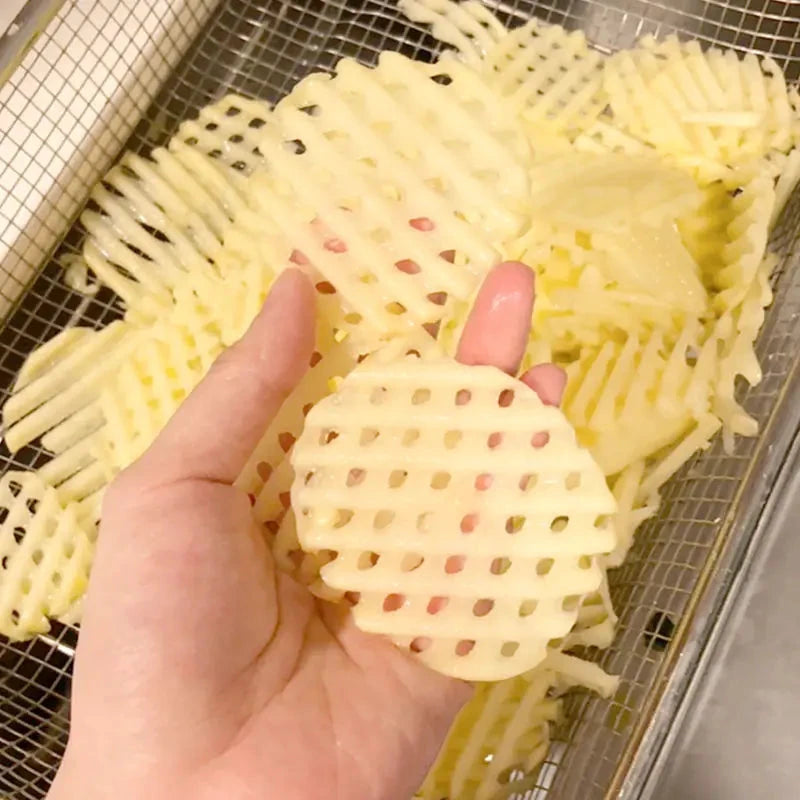 CrissChef Potato Slicer | Grid Shape & Stainless Steel | Creative Vegetable Chips | Wooden Handle by BowLift