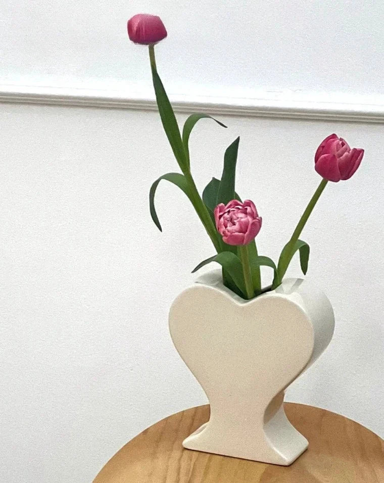 Heart Vase by Bowlift