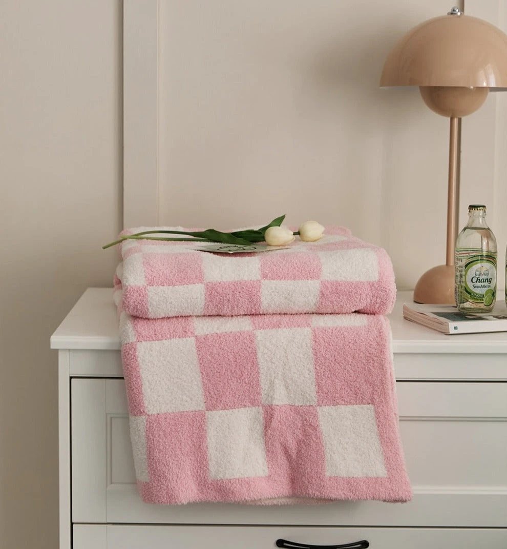 COLOURFUL CHECKERBOARD THROW by Bowlift