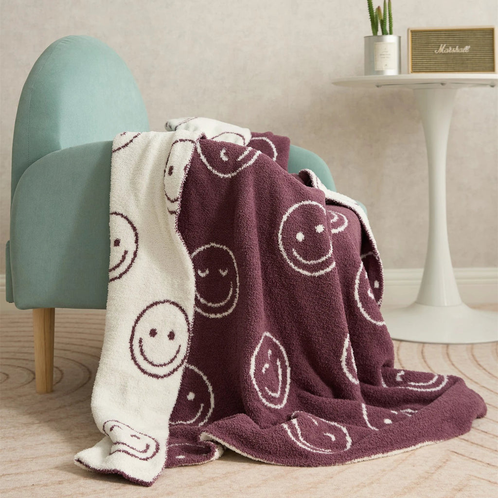 Smiley Blanket by Bowlift