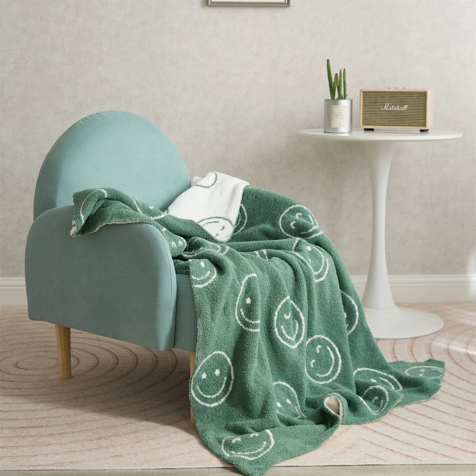 Smiley Blanket by Bowlift