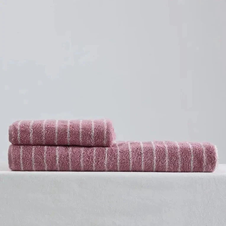 Retro Stripe Towel (Skinny) by Bowlift