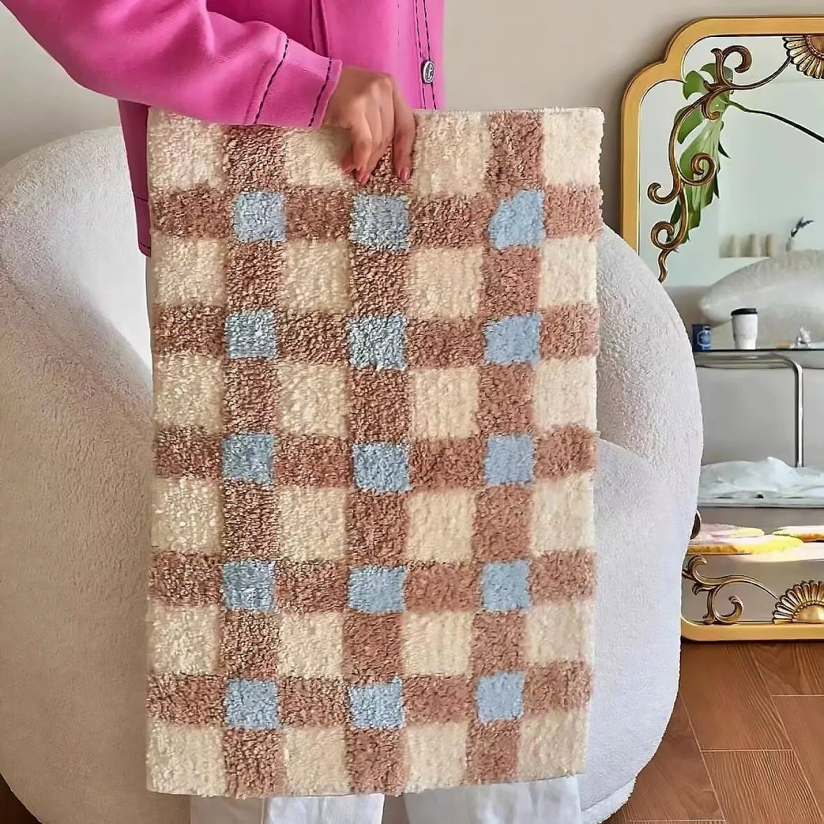 2-tone Grid Rug by Bowlift