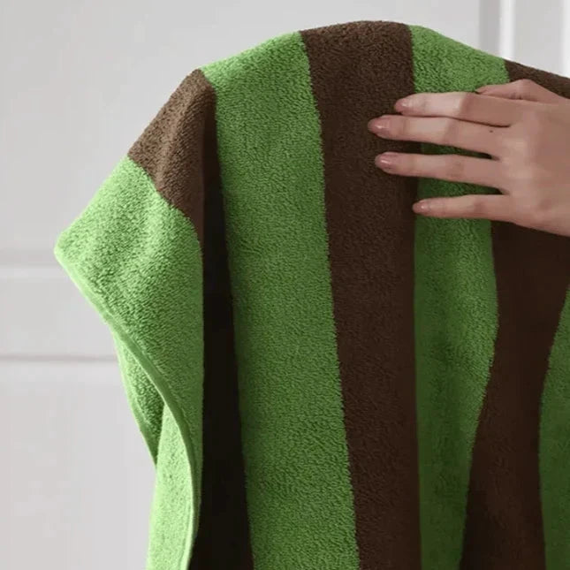 Retro Stripe Towel (Chunky) by Bowlift