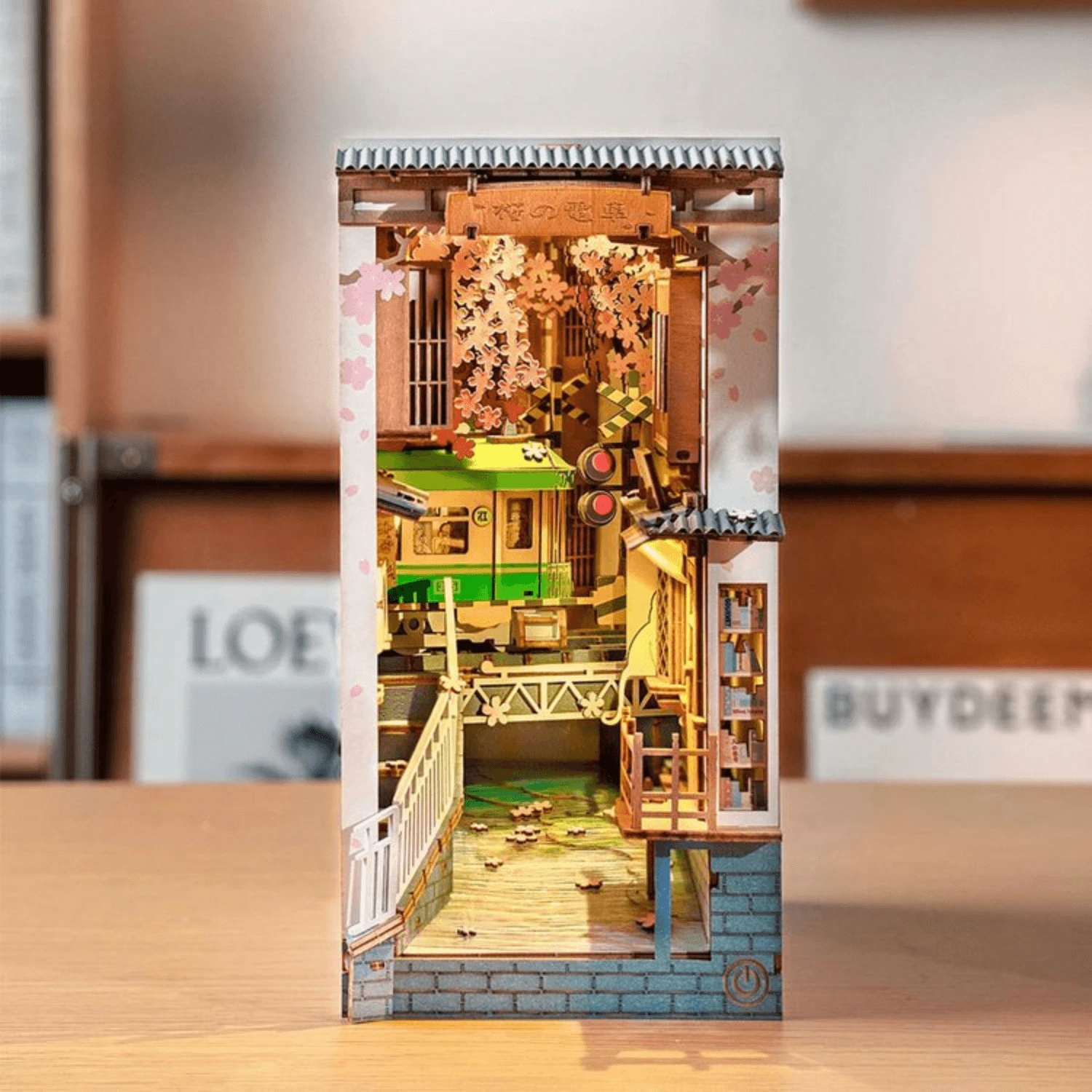 Sakura Densya - Diorama Regal Bowlift by Bowlift