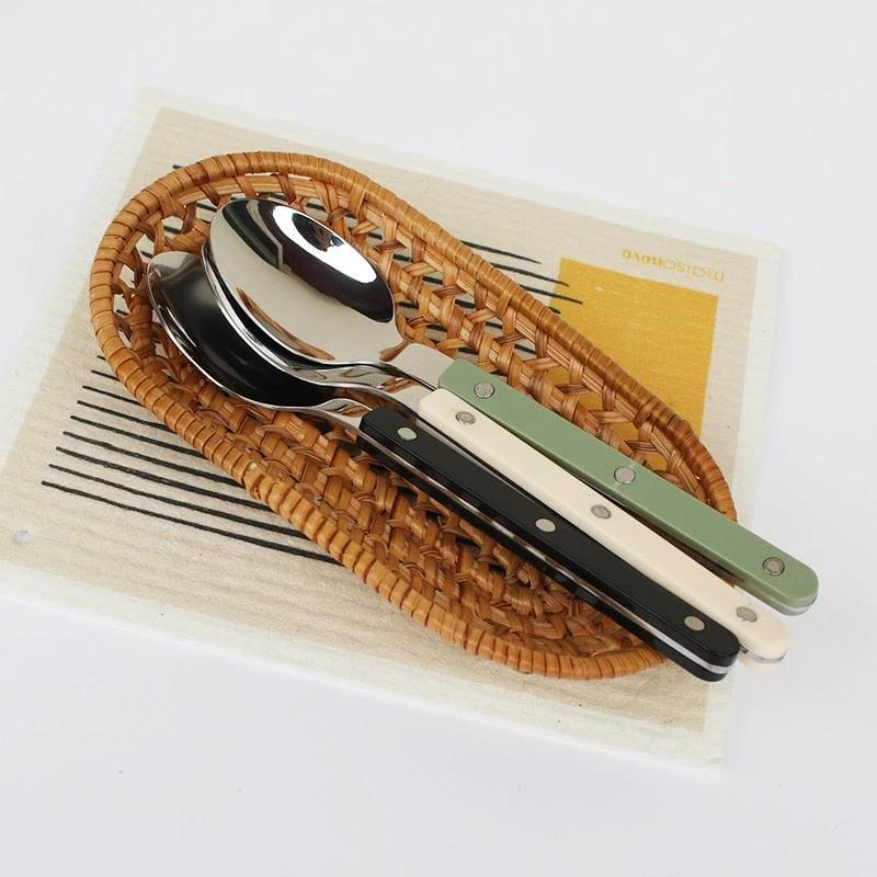 24-Piece Cutlery Set – Engraved Stainless Steel Flatware for 6 People by BowLift