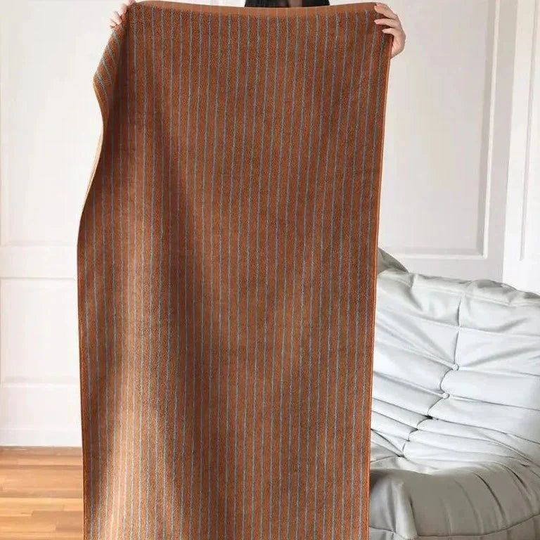 Retro Stripe Towel (Skinny) by Bowlift